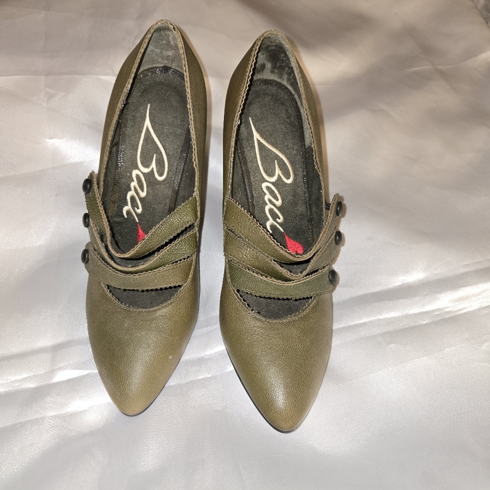 Baci Olive Green Shoes